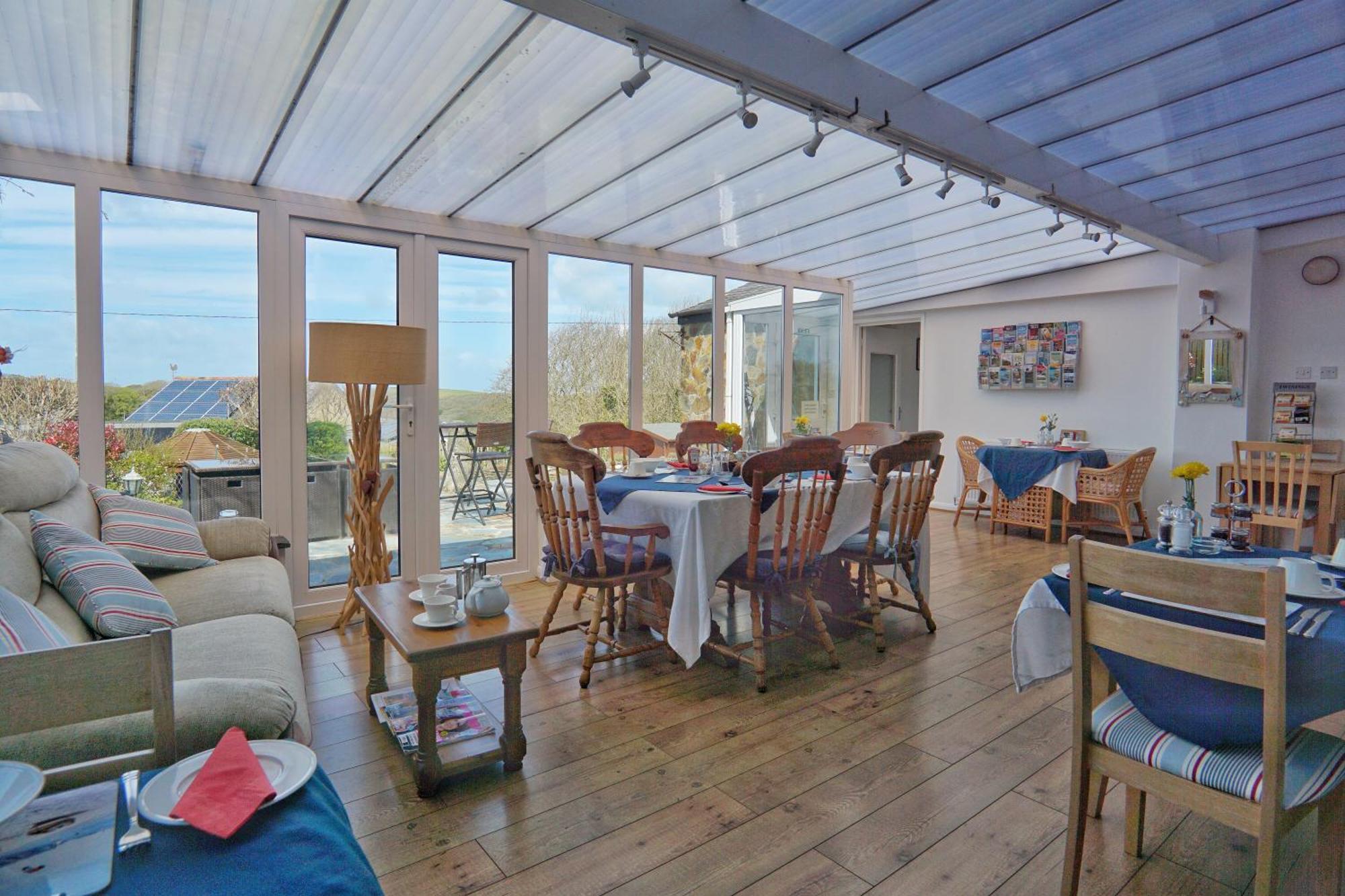 The Old Coach House Hotel Boscastle Buitenkant foto